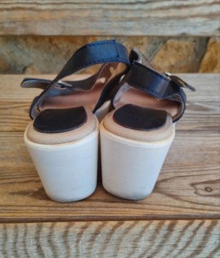 Sandalias plataforma piel Laura Azaña T37 Sandali