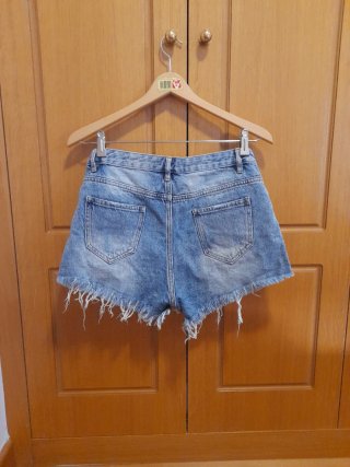 Shorts Vaqueros Desgastados