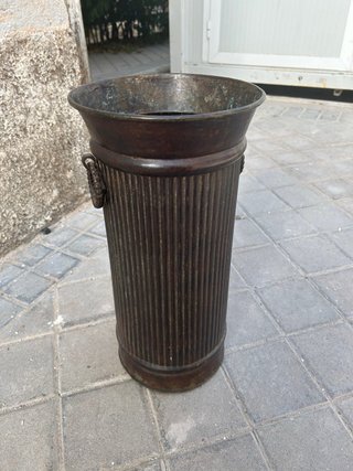 Paragüero antiguo cobre antiguo, ESCUCHO OFERTAS