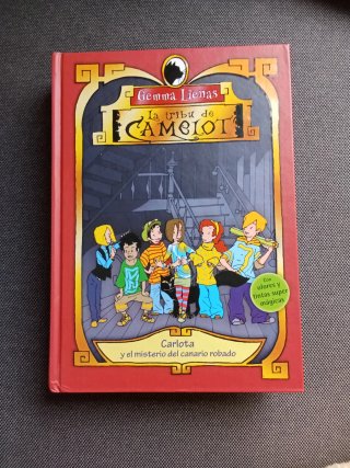 Carlota y el misterio del canario robado