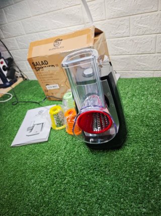 Rallador Verduras Eléctrico 5 en 1