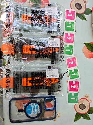 Funda iPhone 11 con soporte y 3 protectores