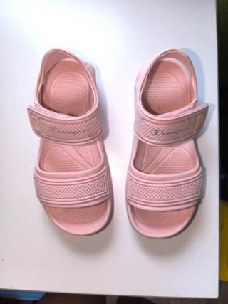Sandalias Champion Niña Rosa. Talla 32