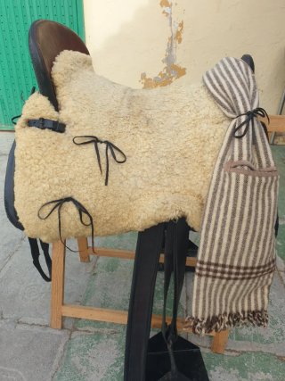 Montura Vaquera con manta
