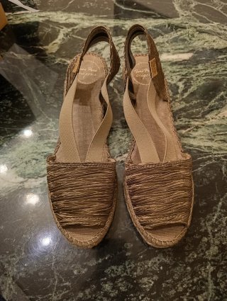 Cuñas Toni Pons