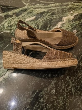 Cuñas Toni Pons