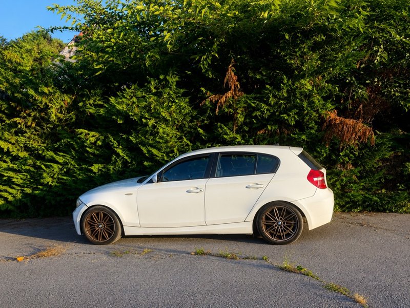 BMW Serie 1 2010 - foto 1