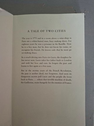 Oxford Bookworms Library: Stage 4: A Tale of Tw...