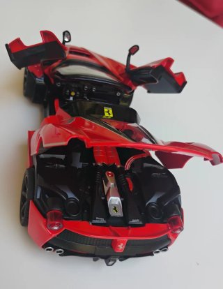 Maqueta Ferrari La Ferrari 1/24 Luces y Sonidos
