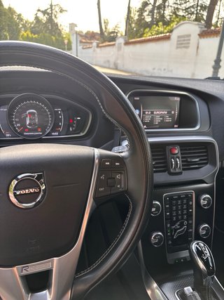 Volvo V40 2018