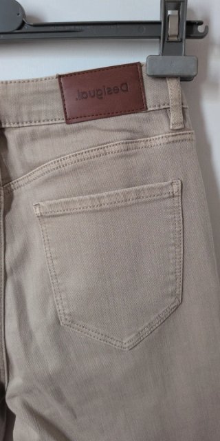 Pantalones Skinny Desigual Beige