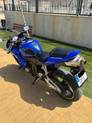 Honda CBR 600 RR 2005