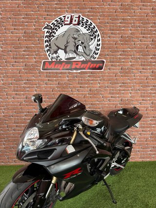 Suzuki GSXR 600 K7
