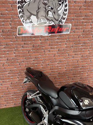 Suzuki GSXR 600 K7