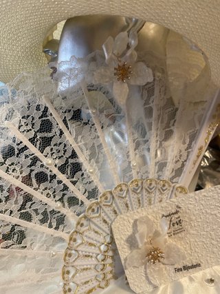 Novias Fiesta Abanico y pendientes Finísimos
