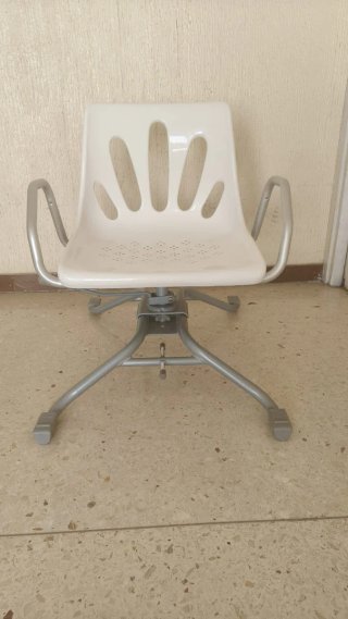Vendo silla giratoria para bañera