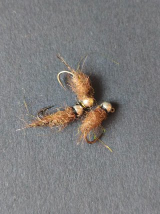 Perdigones y ninfas pesca mosca