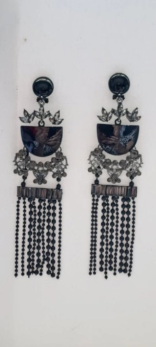 Pendientes largos fiesta negros