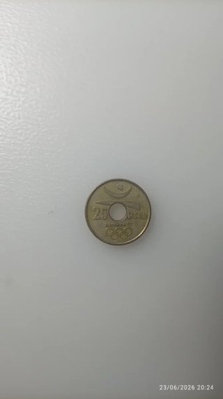Moneda España 1990 con agujero