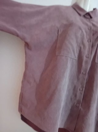 Blusa Morada Oversize