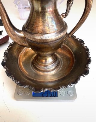 Teiera in argento 800 con vassoio