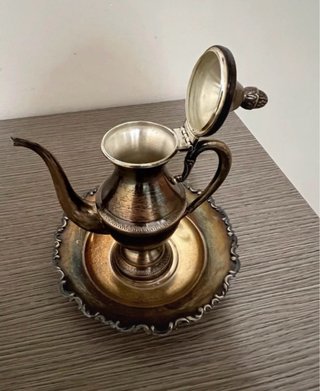 Teiera in argento 800 con vassoio