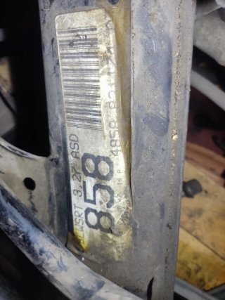 DESPIECE 190E. El 2.3cc