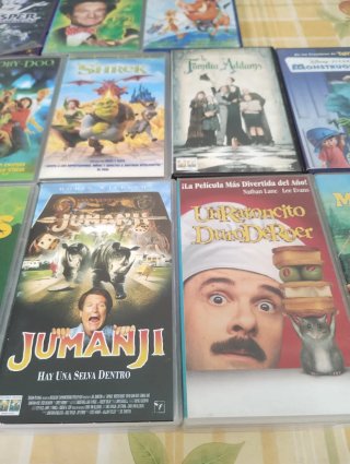 Lote 12 VHS Películas Familia Disney y Más