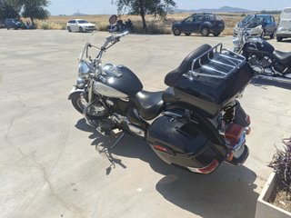 Suzuki Intruder Volusia 800 - Moto Custom