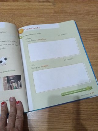 Con los pies en los zapatos, 2 Primaria PixéPol...