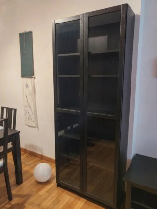 Librería Billy Ikea puertas cristal