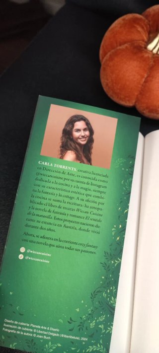 Libro "Latte de calabaza para almas sin rumbo"