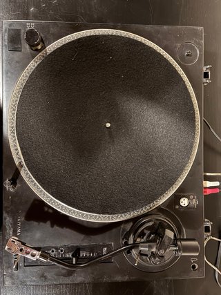 Mesa de mezclas + 2 tocadiscos