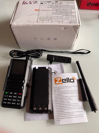 Walkie Talkie Zello POC 4G Negro