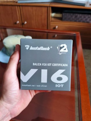 Baliza V16 IoT Instaflash conectada (DGT)