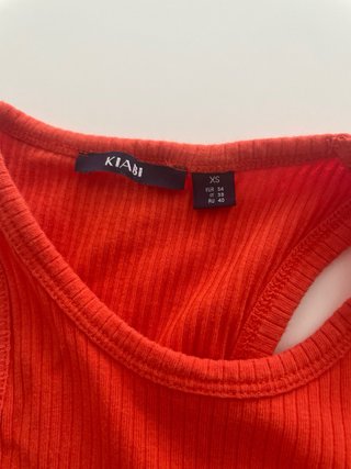 2 Camisetas Kiabi Talla XS Blanca y Naranja-rojizo