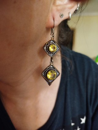 Pendientes Plata con Pedrería Amarilla
