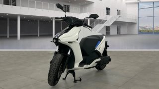 Ray 7.7 Scooter Eléctrico