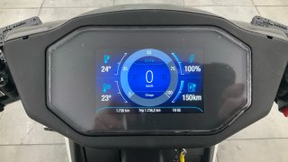 Ray 7.7 Scooter Eléctrico