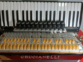Acordeón Crucianelli Profesional Cassotto 2 + 2