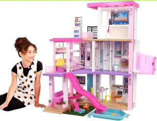 Casa Barbie con tobogán y piscina, sonido y luz