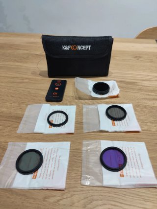 Sony a6000 + 16-50mm + trípode + extras