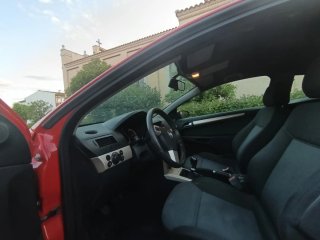Opel Astra 2010