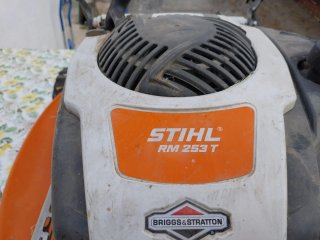 Motor Cortacésped STIHL RM 253 T