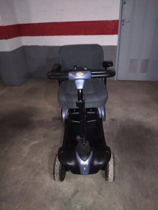 Scooter eléctrico para ancianos