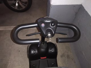 Scooter eléctrico para ancianos