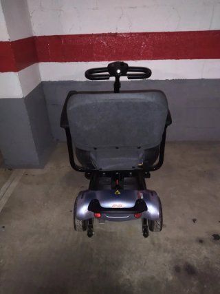 Scooter eléctrico para ancianos