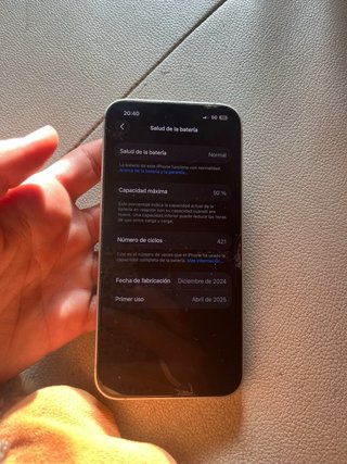 iPhone 16 e blanco