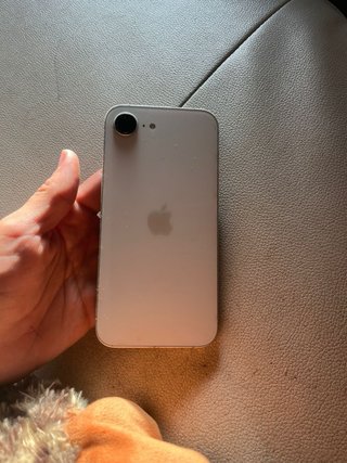 iPhone 16 e blanco