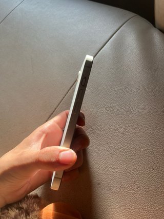 iPhone 16 e blanco
